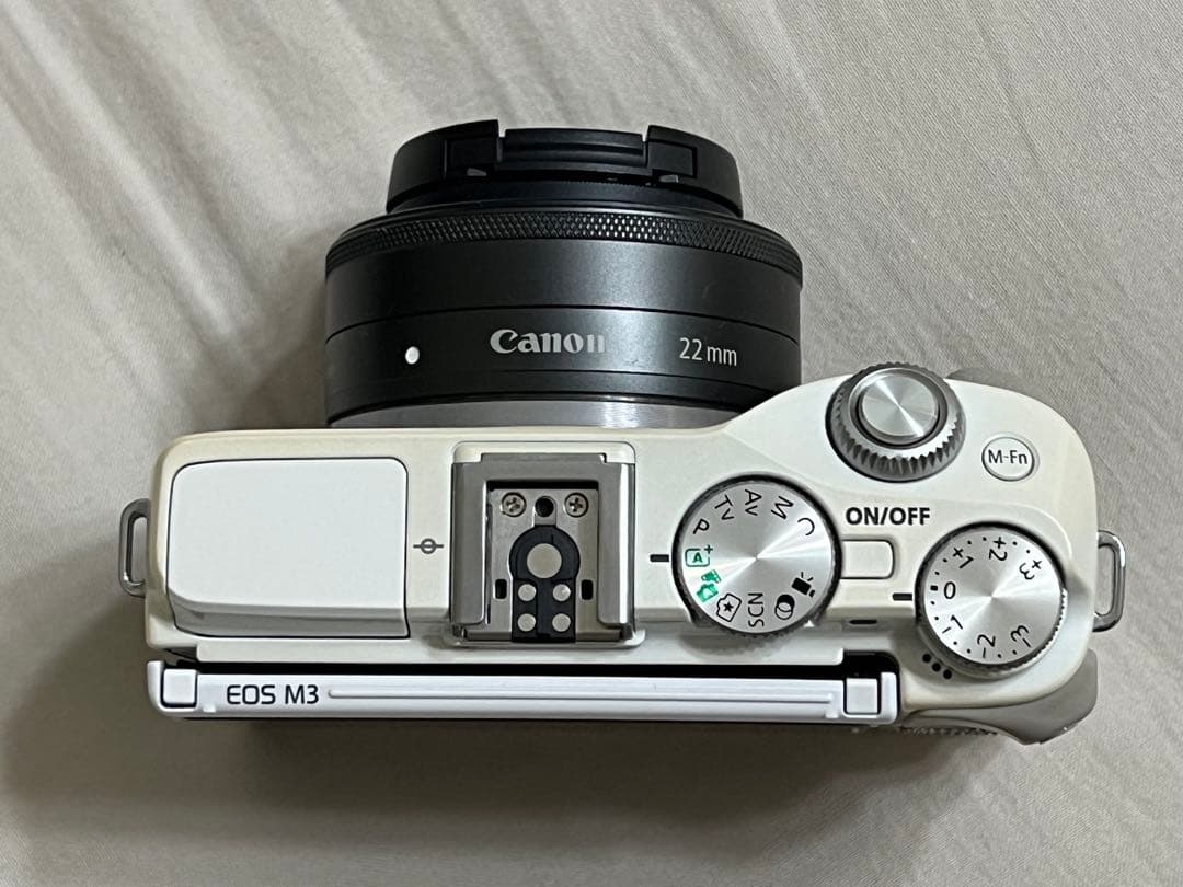 Canon EOS M3 ダブルズームキット+単焦点レンズ