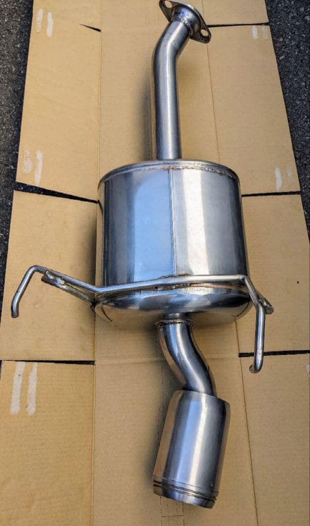 モビリオスパイク　GK1 　2WD 　無限　マフラー