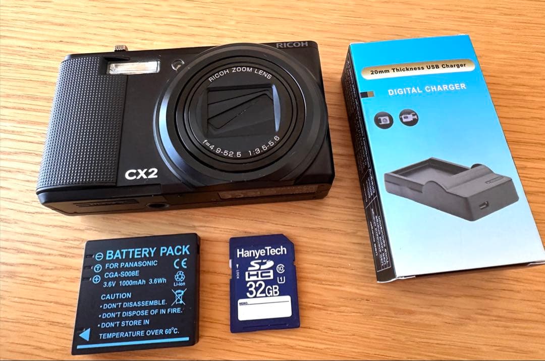 RICOH CX2 コンパクトデジタルカメラ※新品リチウム電池付※