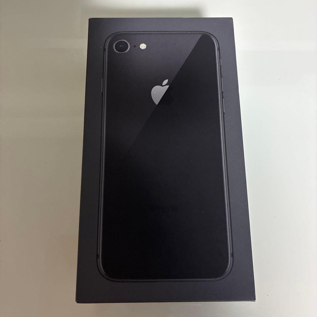 iPhone8 64GB 箱付き　ACアダプター未使用品付き