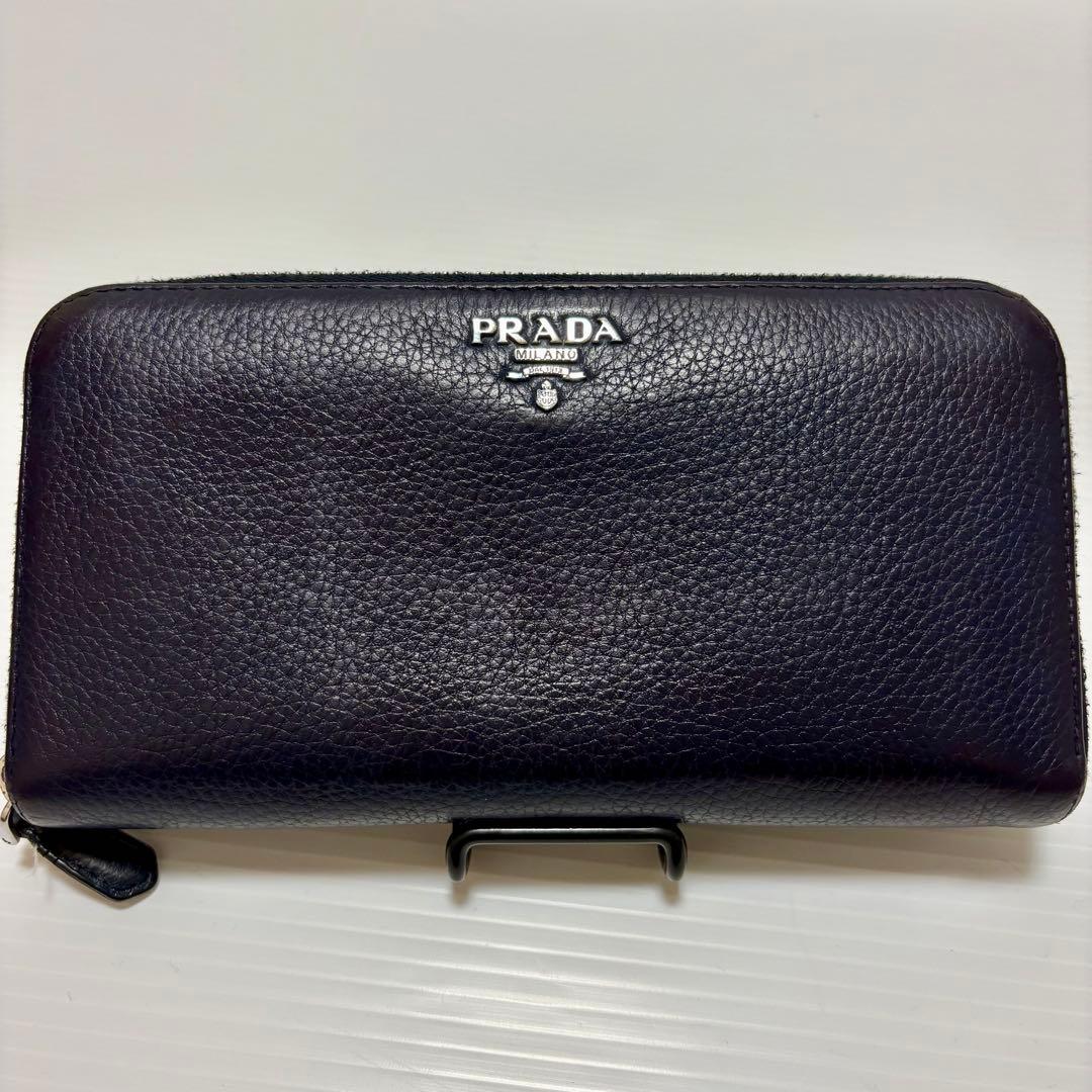 零*様 PRADA ネイビー レザー長財布