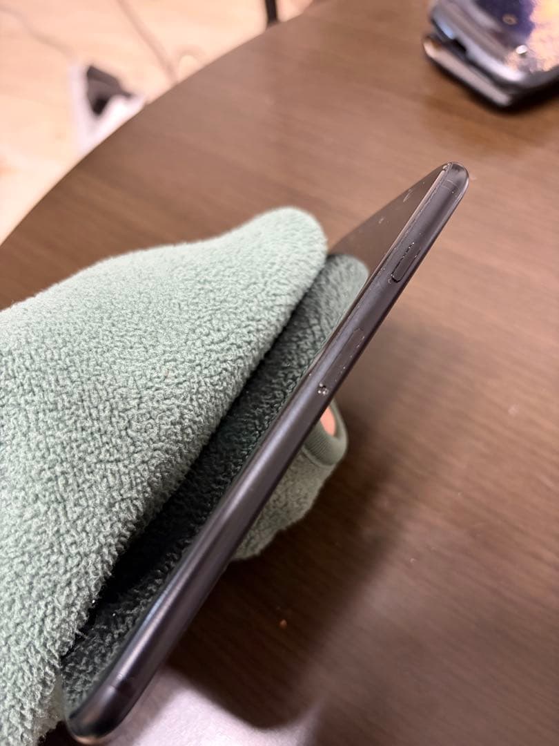 iPhone SE 第2世代 ブラック 128GB & ケース(希望有れば)