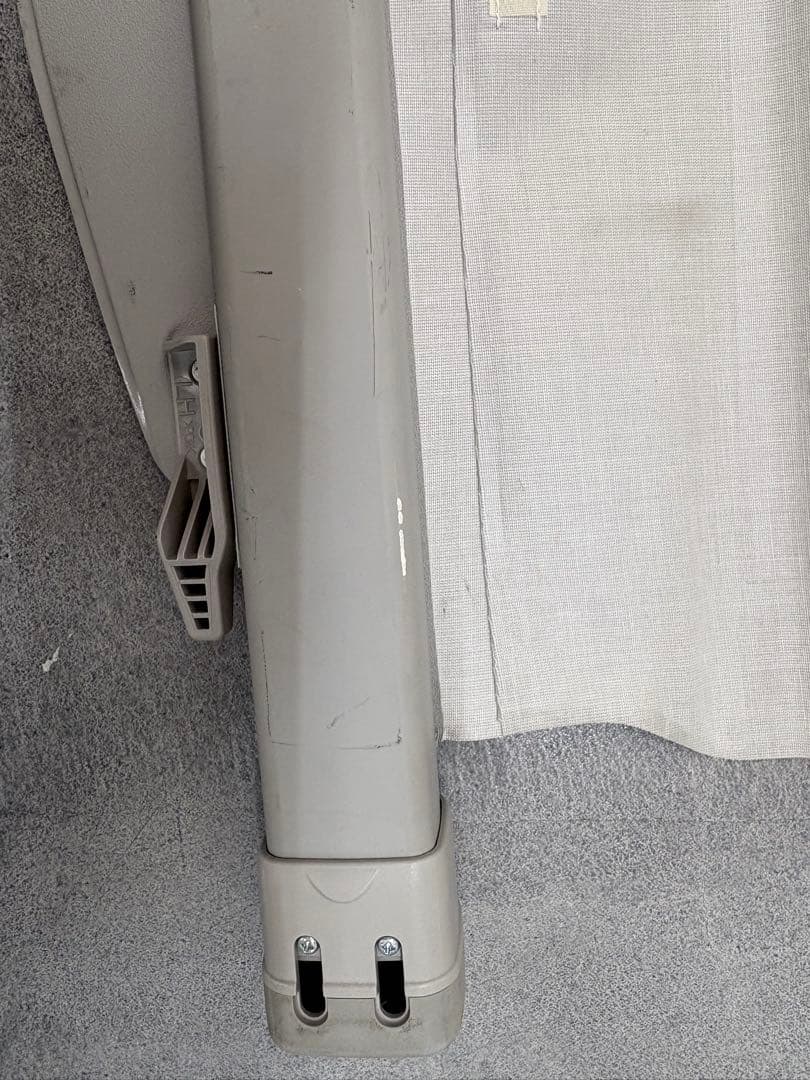 プリウスα 純正 トノカバー