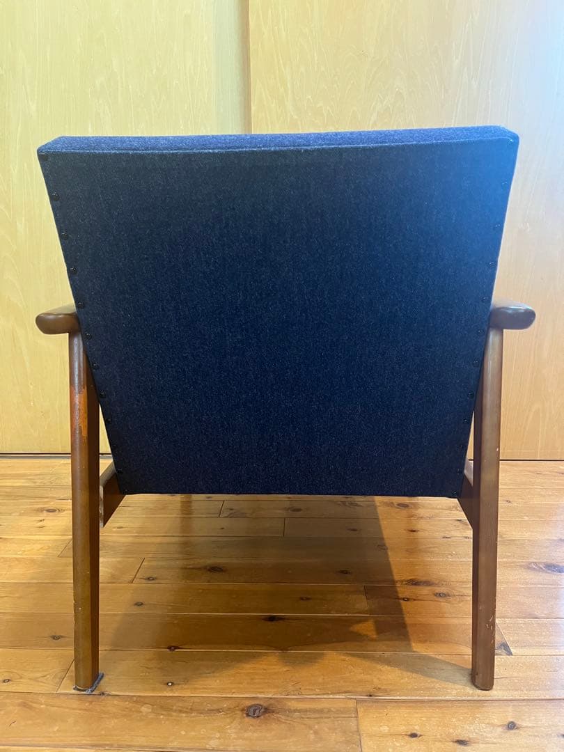 u*1様 カリモク60 Kチェア 1シーター タープブルー 難あり