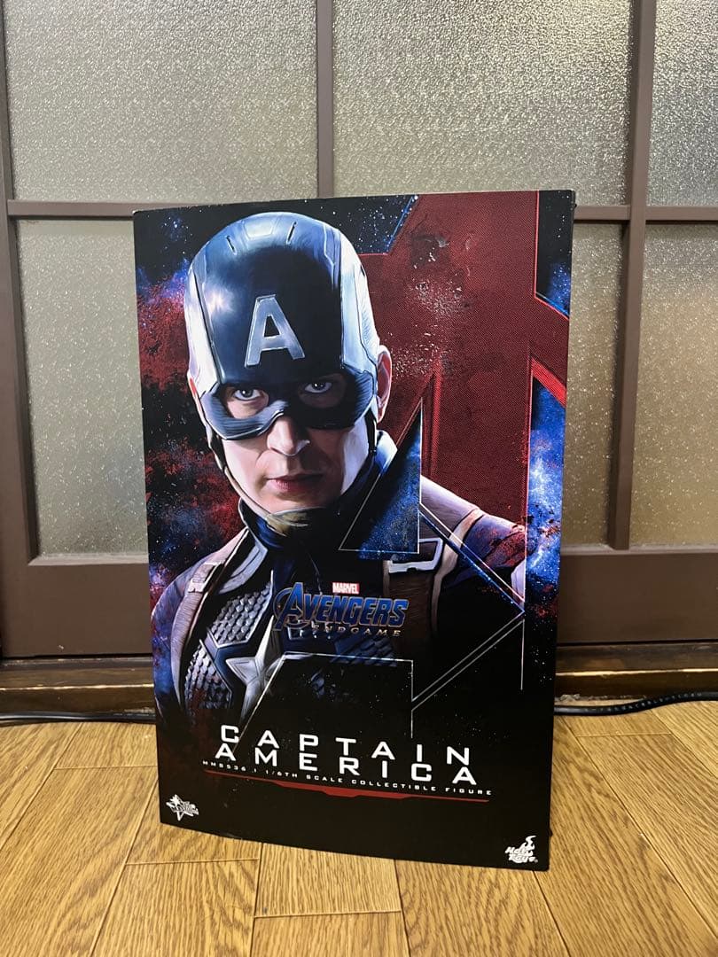 トイサピエンス　キャプテン・アメリカ フィギュア