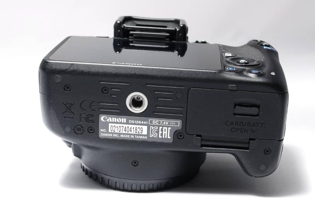 ⭐️シャッター数極少⭐️Canon Kiss X7一眼レフカメラ 望遠レンズ