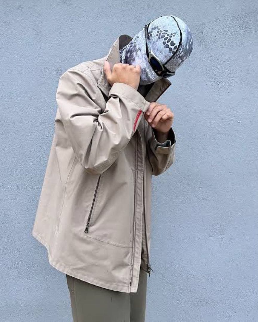 PRADA SPORT SGV85 ゴアテックスブルゾン