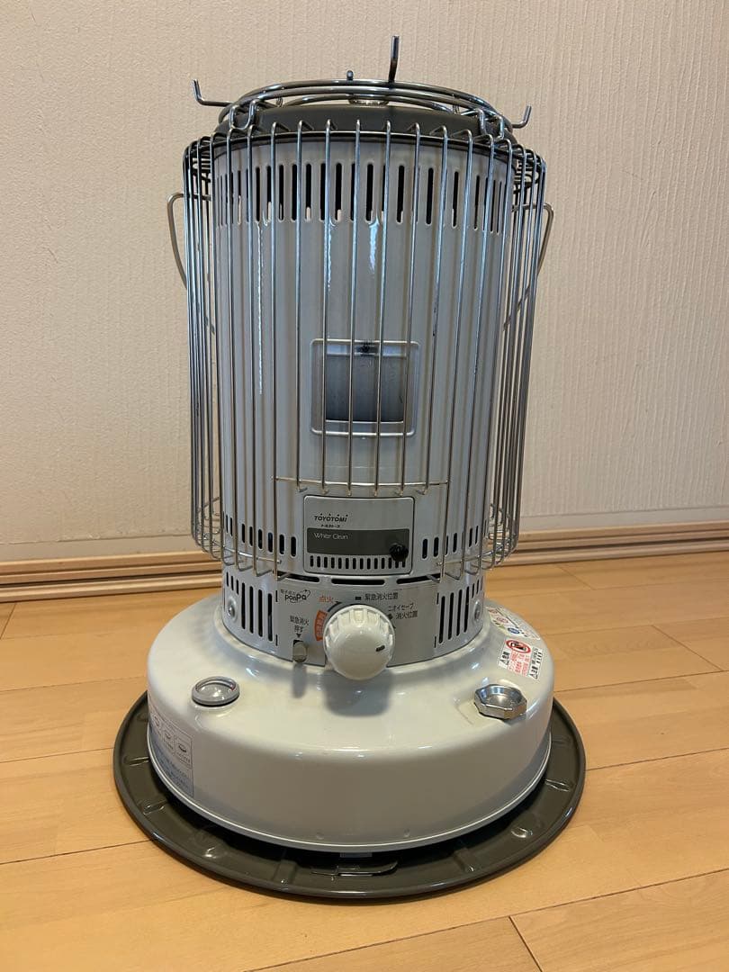 石油ストーブ　TOYOTOMI KS-67H