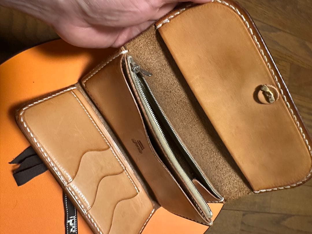 ゴローズ三つ折り長財布