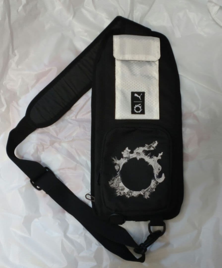 PUMA　FFXIV クロスボディバッグ