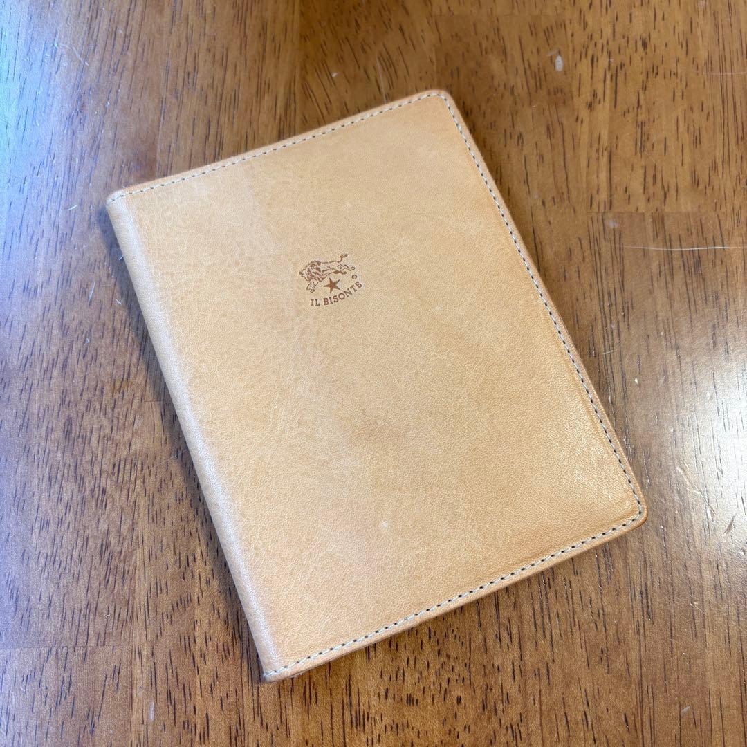 【美品】イルビゾンテ パスポートケース ヌメ