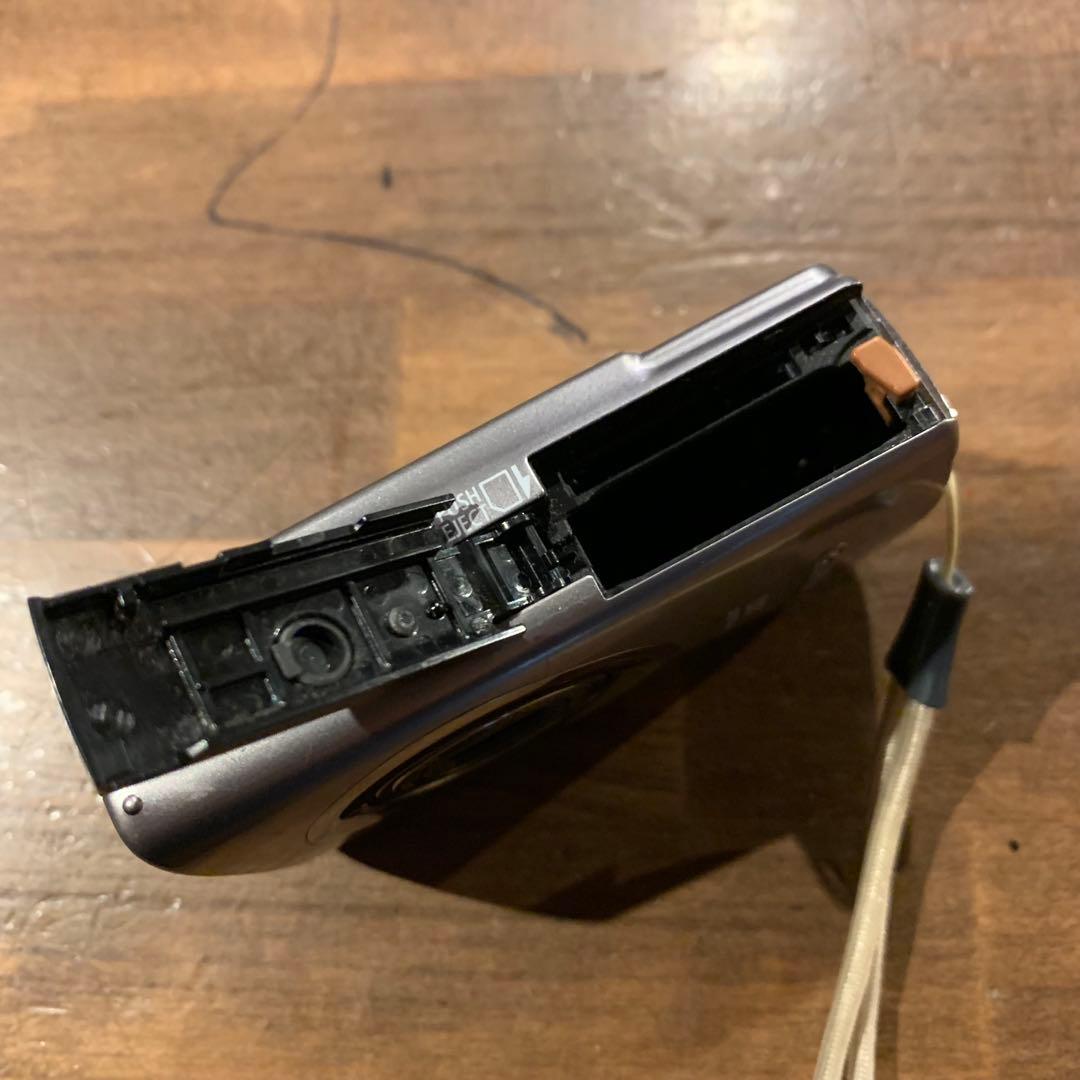 動作品★ Canon IXY DIGITAL 900 IS 本体と付属品