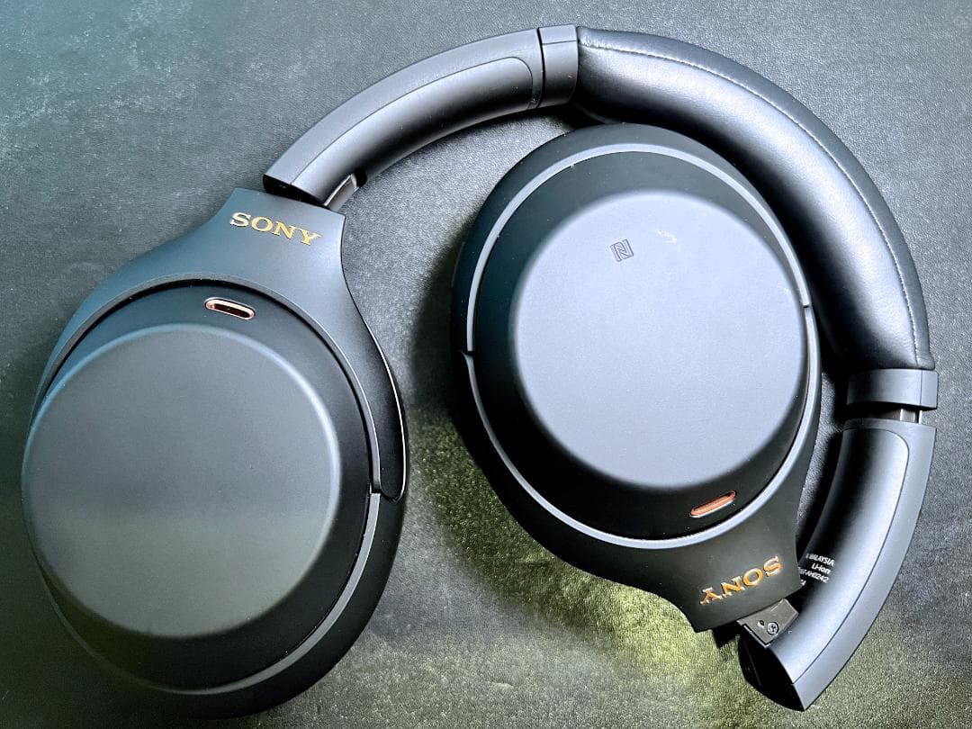 【美品】SONY WH-1000XM4 (B) ブラック ワイヤレスヘッドホン