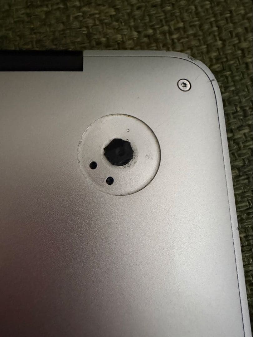 MacBook Air (Mid 2013) 充電器付属