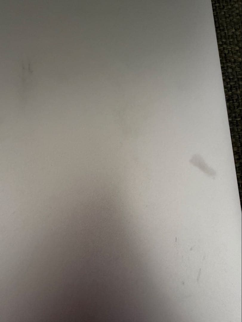 MacBook Air (Mid 2013) 充電器付属