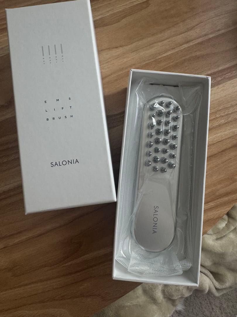 【新品未使用】サロニア SALONIA EMS リフトブラシ 美顔器