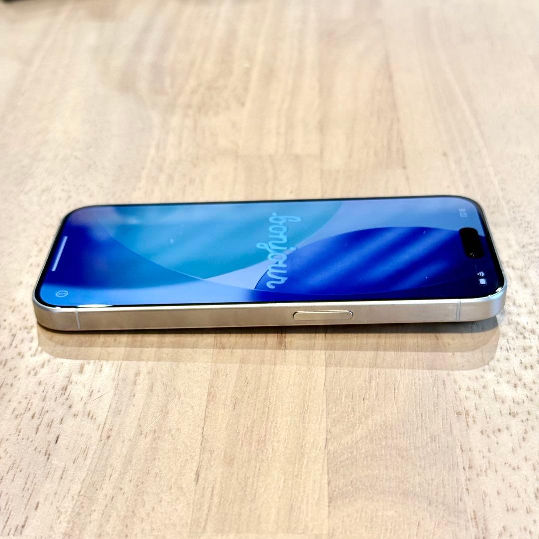 iPhone 15 Pro 256GB SIMフリー 本体のみ ホワイト