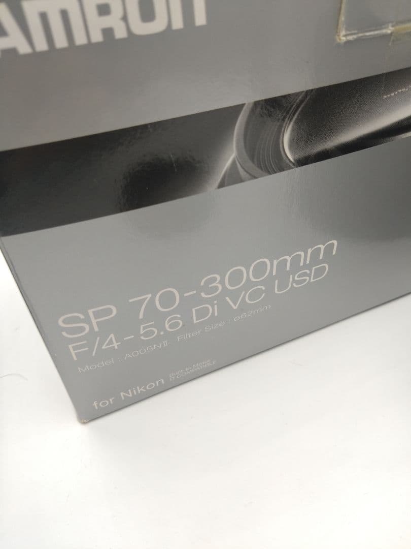 送料込　ニコンマウント　TAMRON SP 70-300mm レンズ　箱付