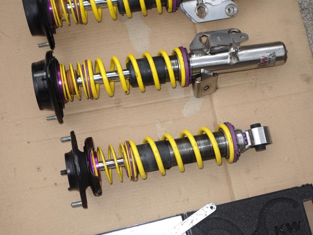 走行小 ２WAY KW V3 車高調 brz zn6 86 zd8 zn8