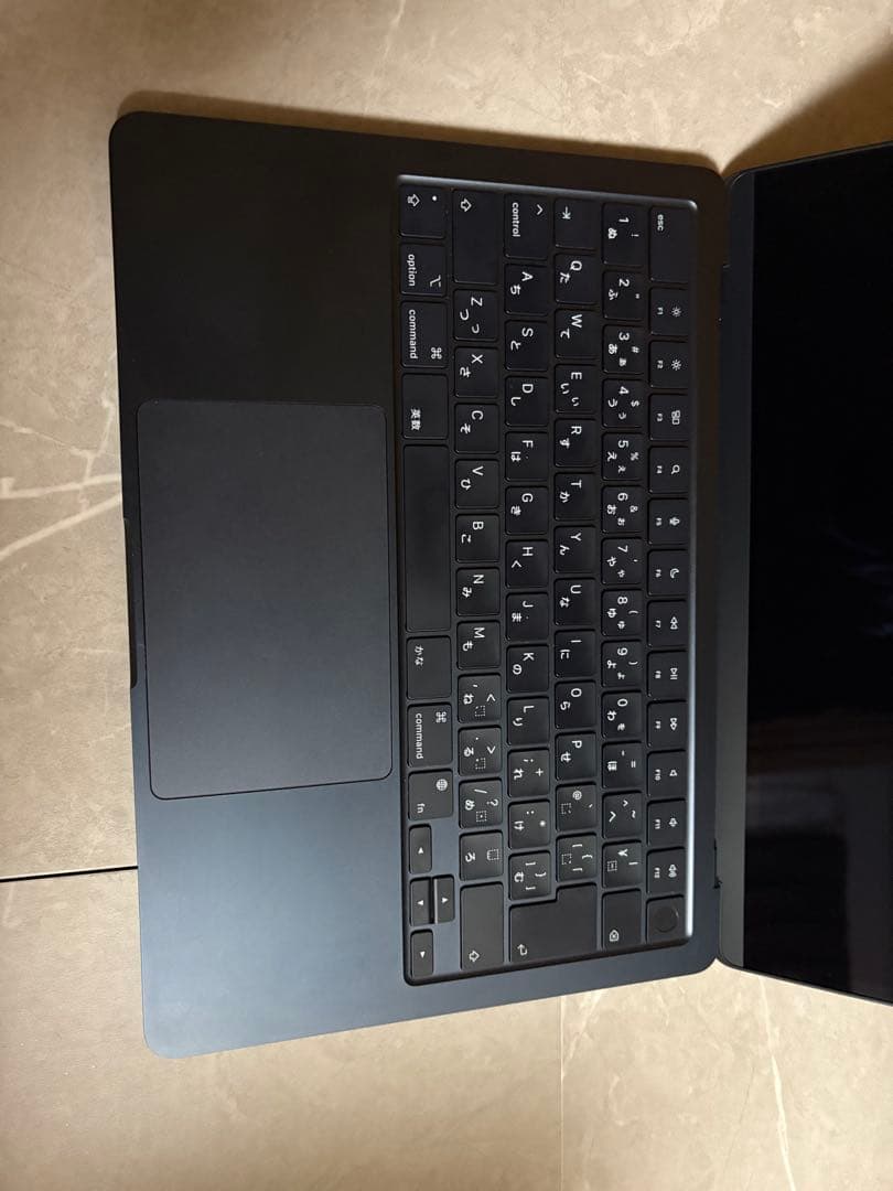 MacBook Air スペースグレー M2