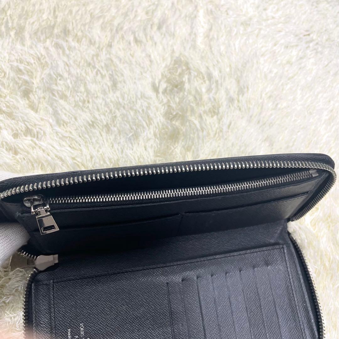 ルイヴィトン ジッピーウォレット ヴェルティカル タイガ ダークグレー