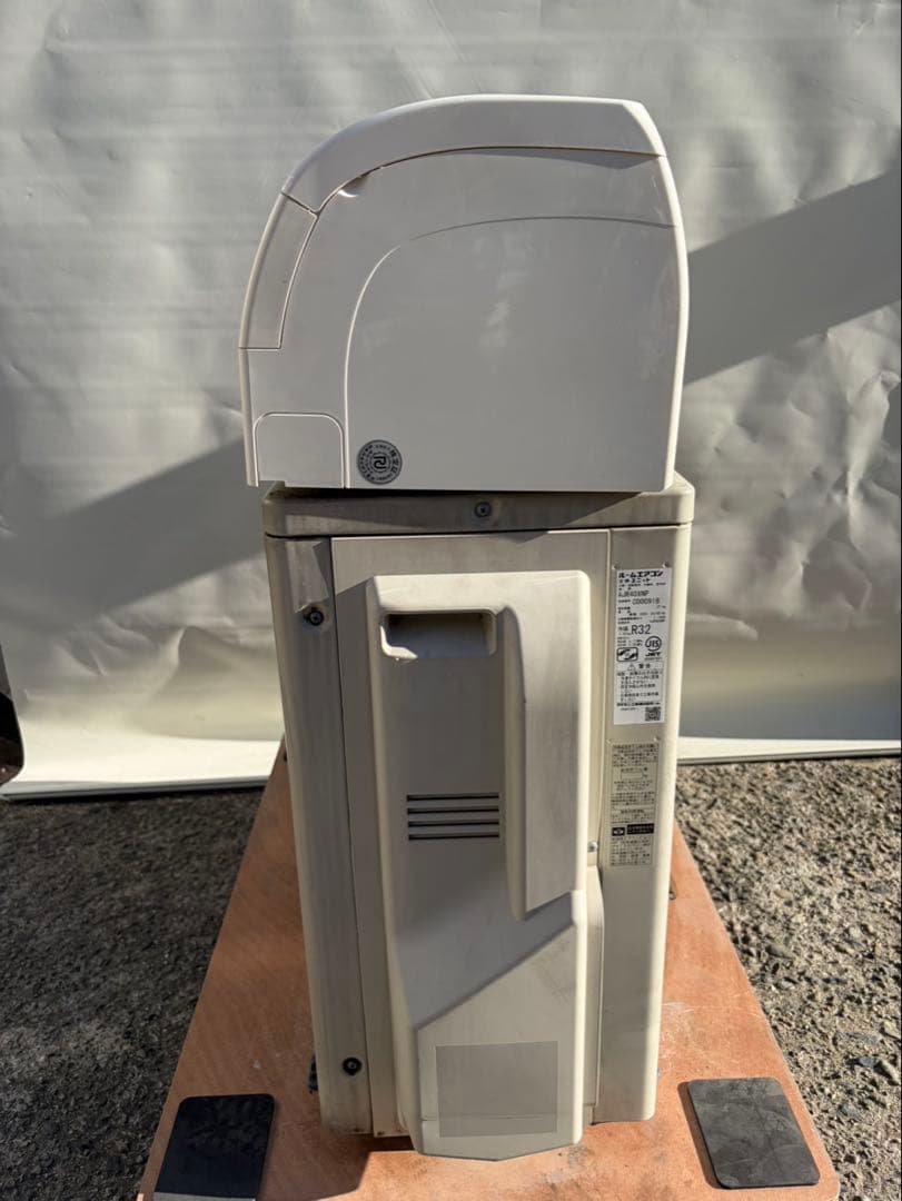 大阪府限定　ダイキン　エアコン　AJT40XNP-W 2020年