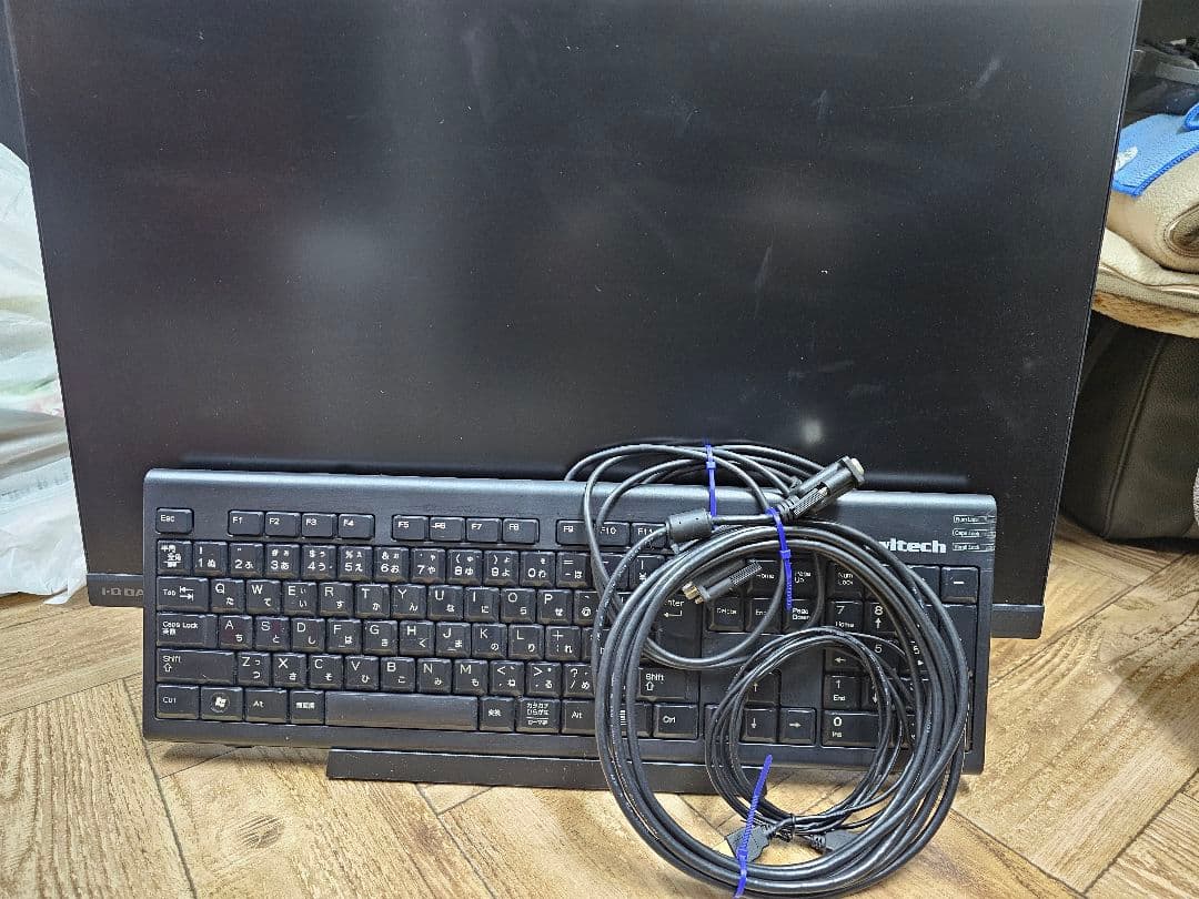 I-O DATA ディスプレイ HDMI VGA キーボード付き