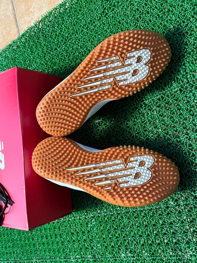 New Balance 3000v2 ブラック/ホワイト トレーニングシューズ