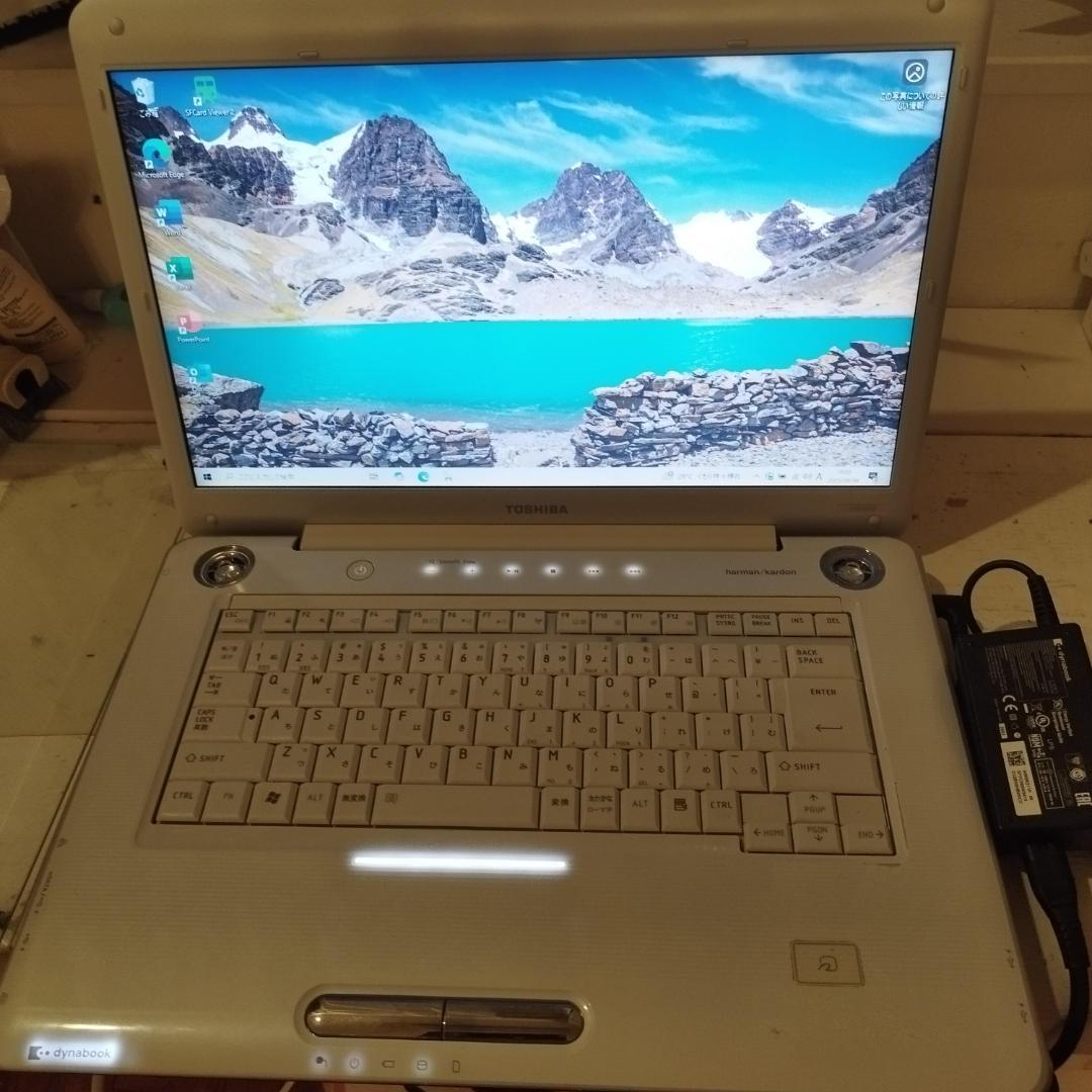 東芝15.6インチ win11＋Office2021Pro 美品 新品SSD