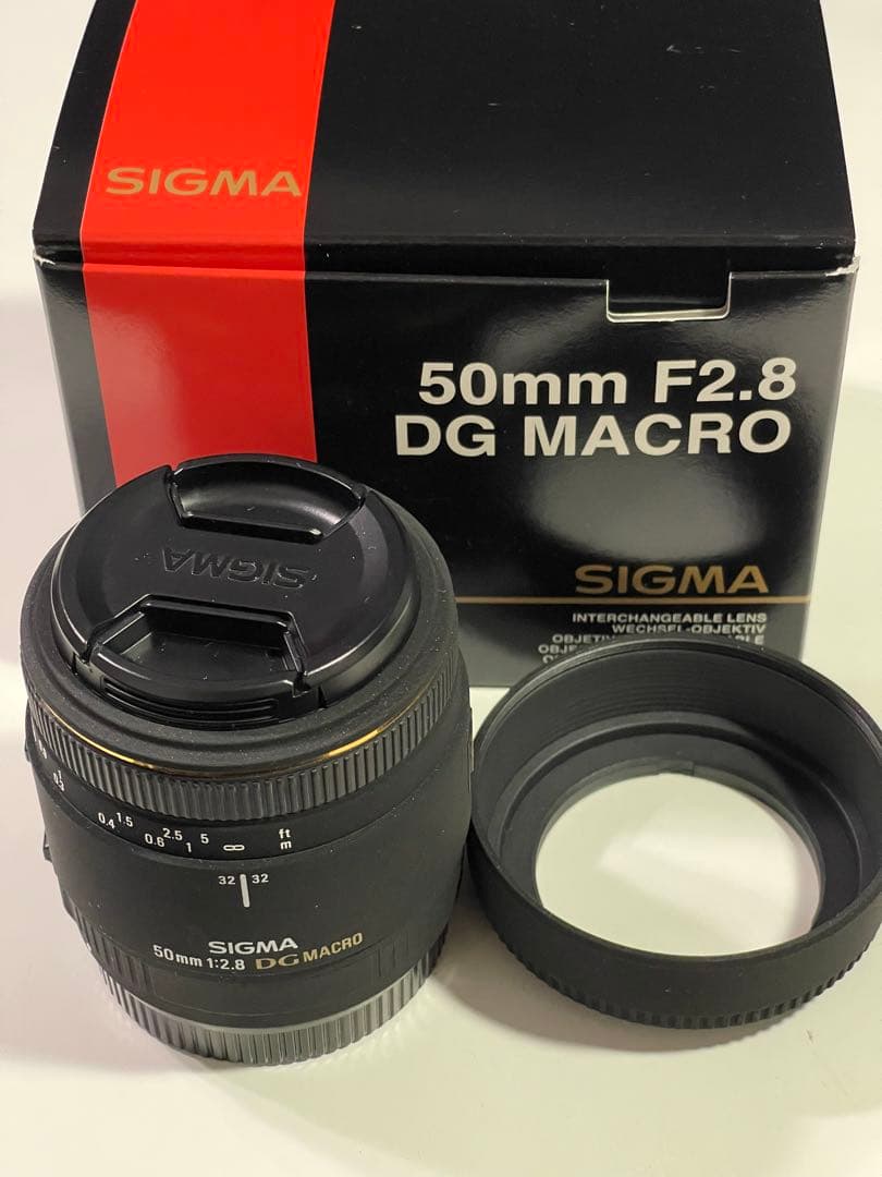 【シグマ】50mm F2.8 DG MACRO レンズ［キャノンEFマウント］