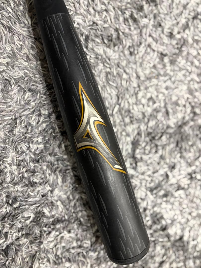 ビヨンドマックス　レガシーメタル　84cm バット ケース付き