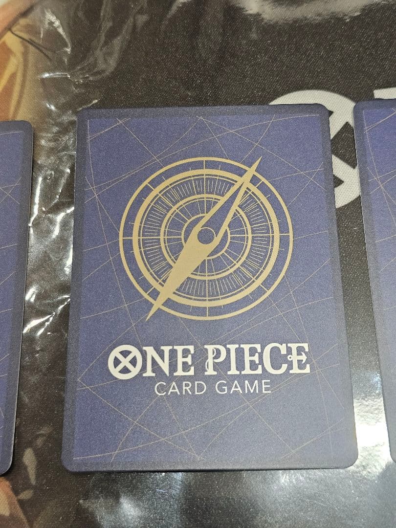 ワンピースカード　ビビ　プロモ　4枚　EB02-026