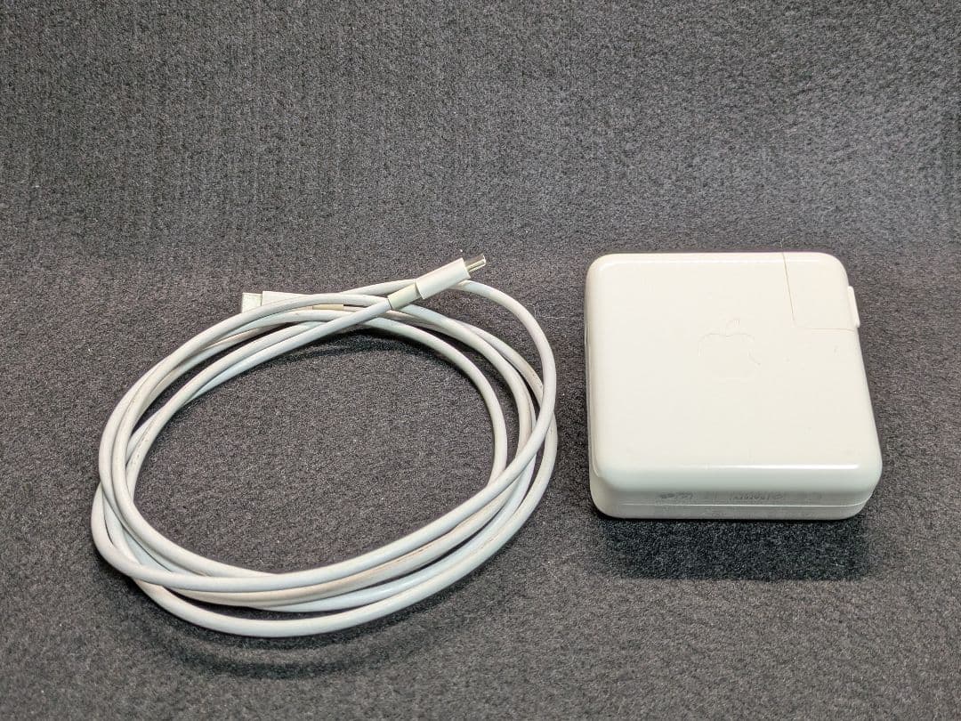 MacBook Pro 2020 13.3 MYD82J/A [スペースグレイ]