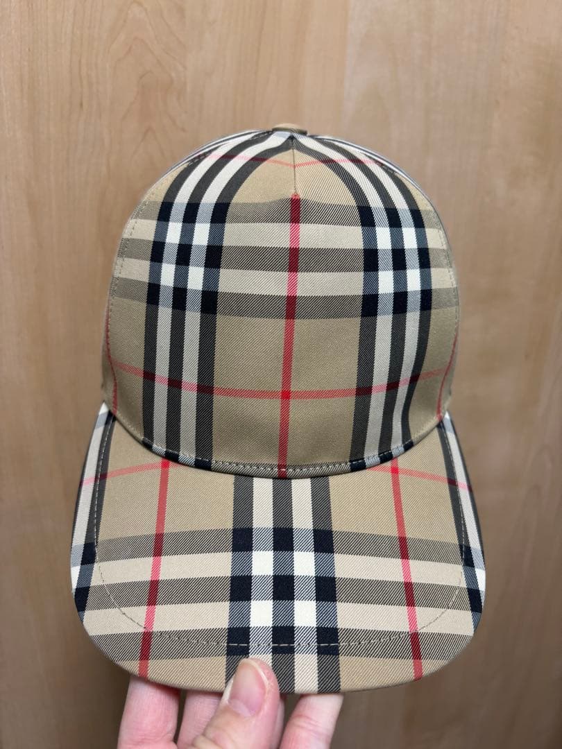 Burberry ベースボールキャップ チェック柄　Mサイズ