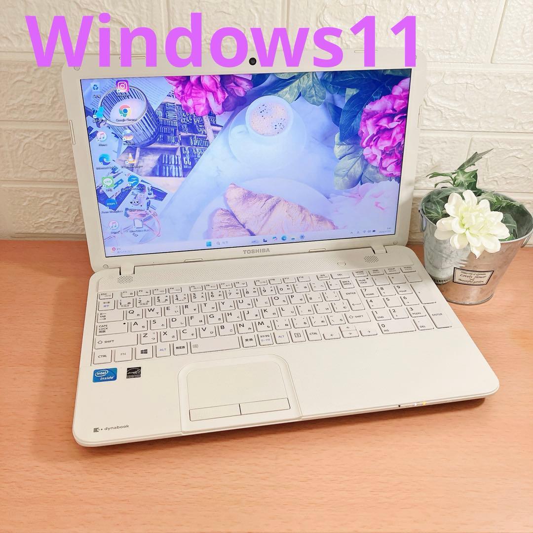 Windows11✨大容量500GB☘️カメラ付すぐ使える東芝ノートパソコン白