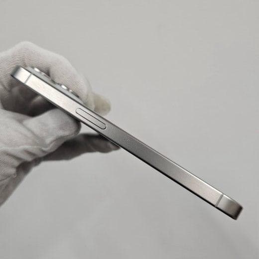 iPhone 15 pro 256GB ホワイト SIMフリー