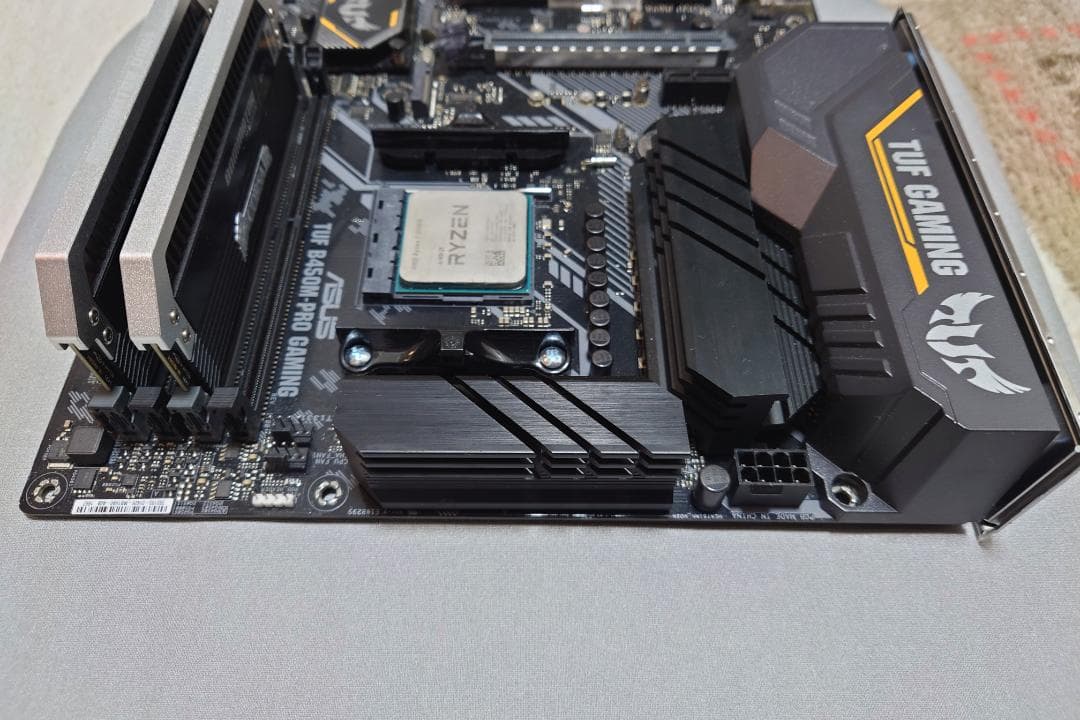 TUF B450M-PRO GAMING Ryzen 7 3700X メモリー