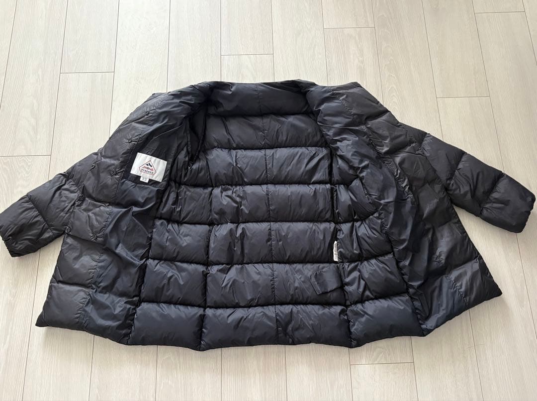 PYRENEX ネイビーダウンジャケット