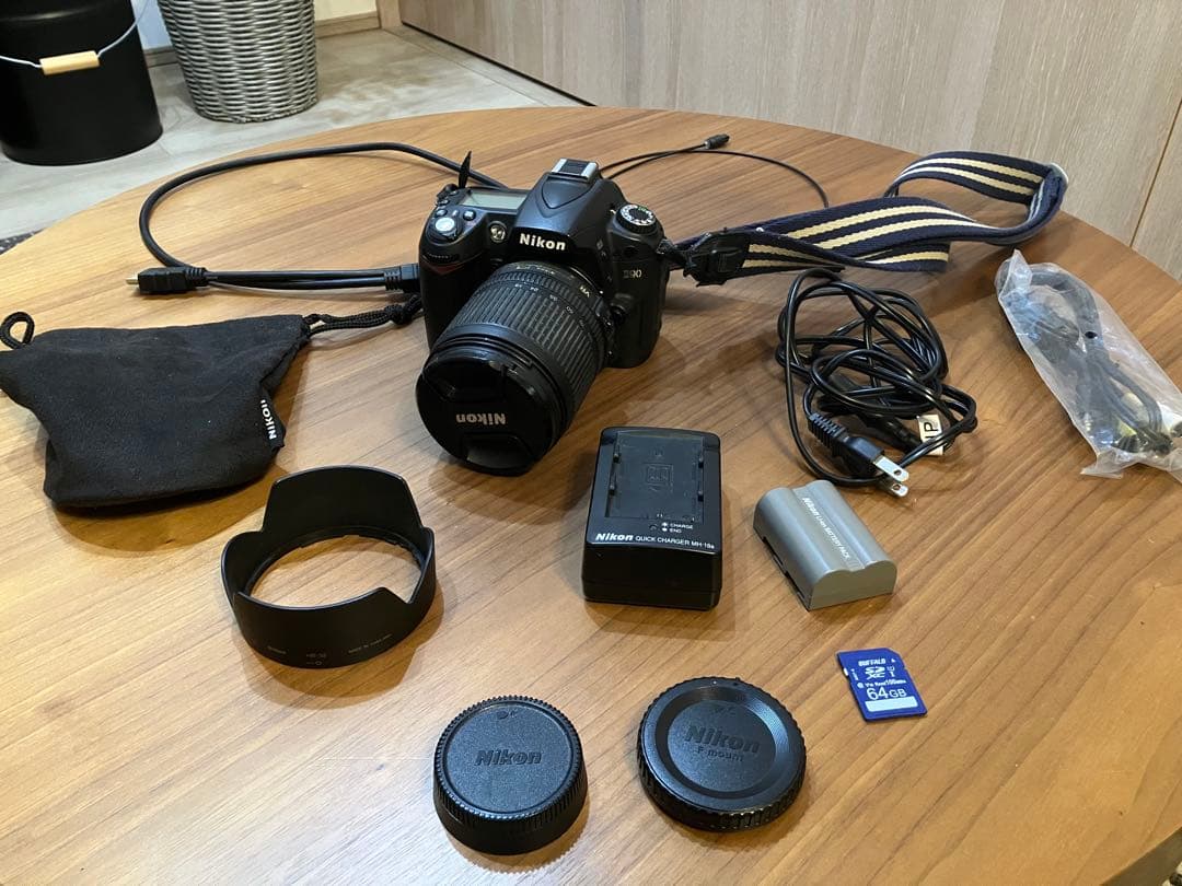 Nikon D90 18-105mm VR フルセット 動作品