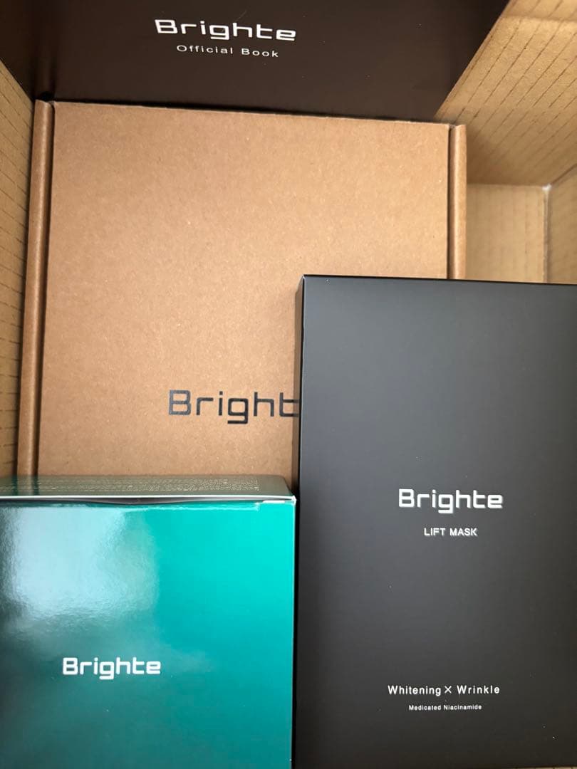 【新品未使用】【新色限定 ピンク色】ブライトエレキブラシプラス