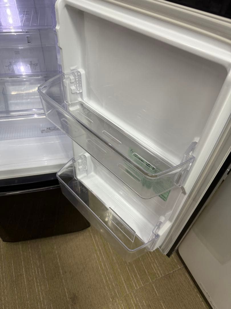 【洗浄消毒作業済】三菱　146L 冷凍冷蔵庫　MR-P15Z-B1