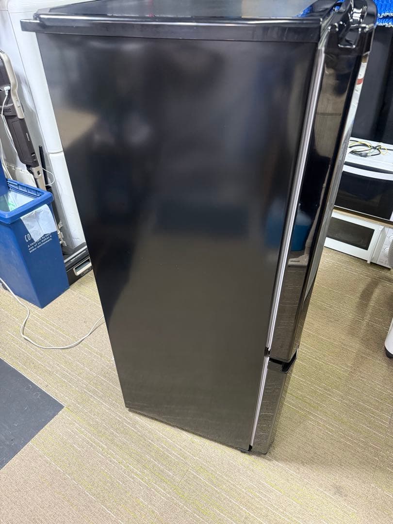 【洗浄消毒作業済】三菱　146L 冷凍冷蔵庫　MR-P15Z-B1