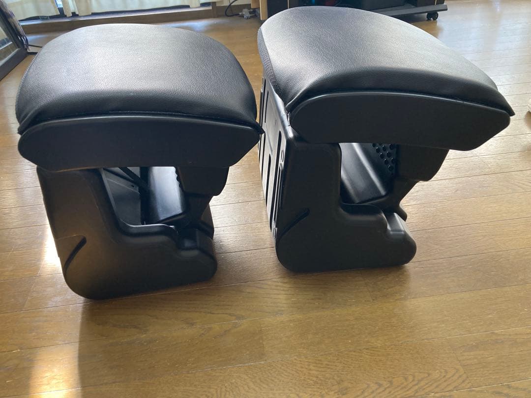 2個　オットマン フットレスト 角度調節可能 折り畳み ワンボックス後付け