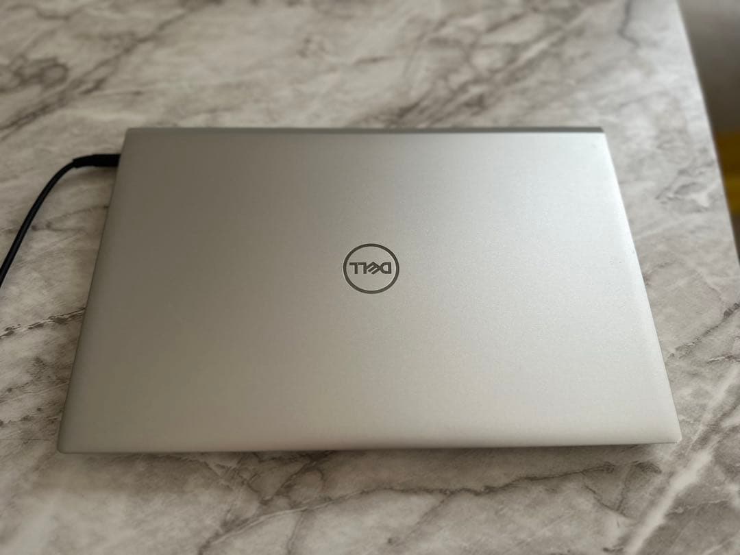 DELL Inspiron 13 5301 第11世代i3/8GB/Win11