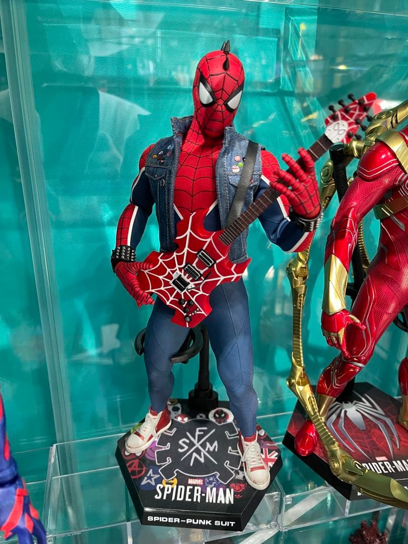 最終値下げ11/30まで ホットトイズ スパイダーパンク 1/6