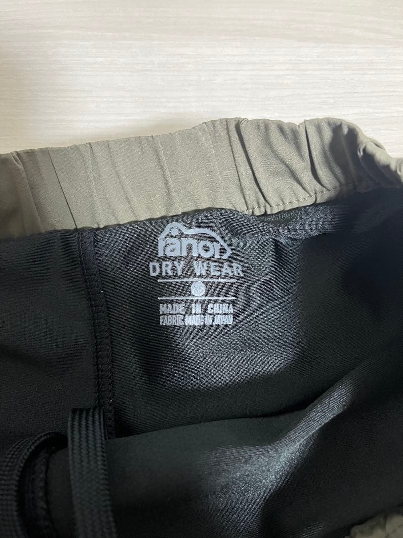 美品 ranor ラナー プリーツランニングスカート XS オリーブ トレラン