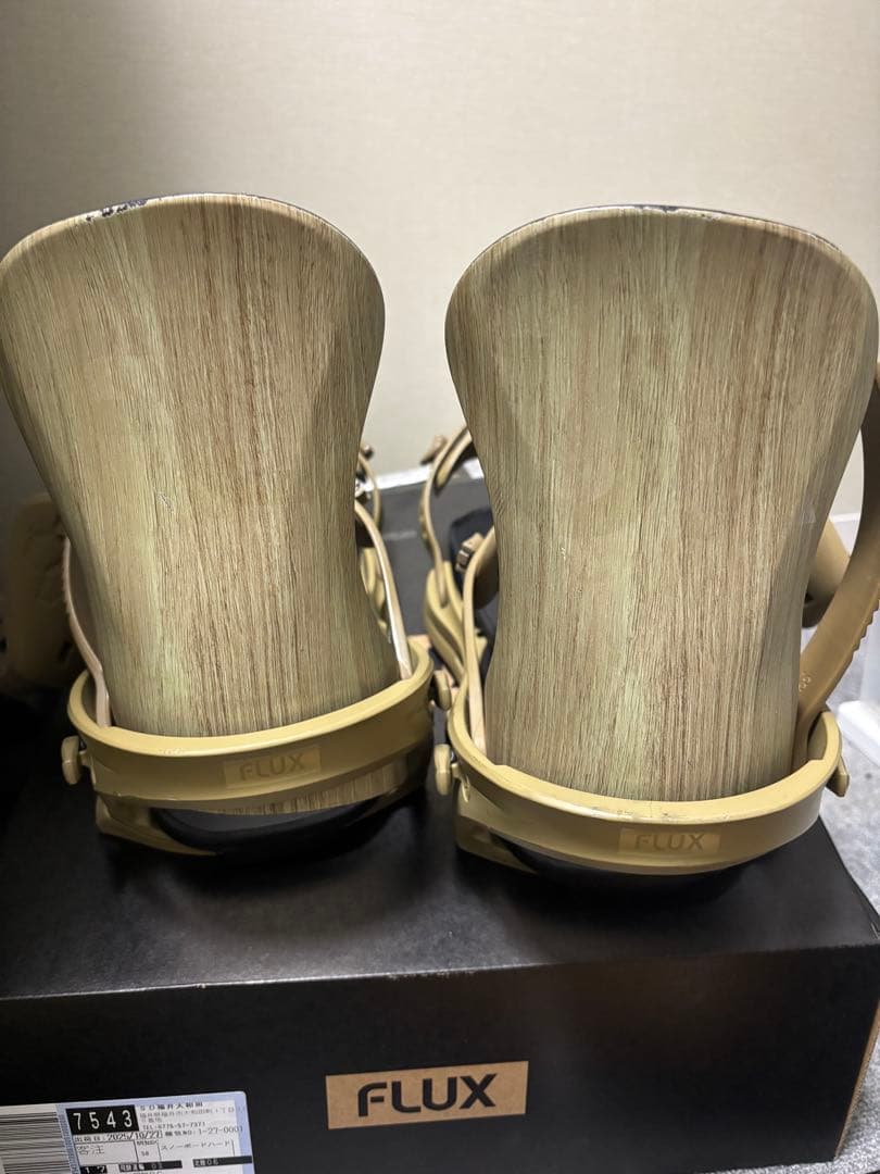 24-25 FLUX SR Mサイズ