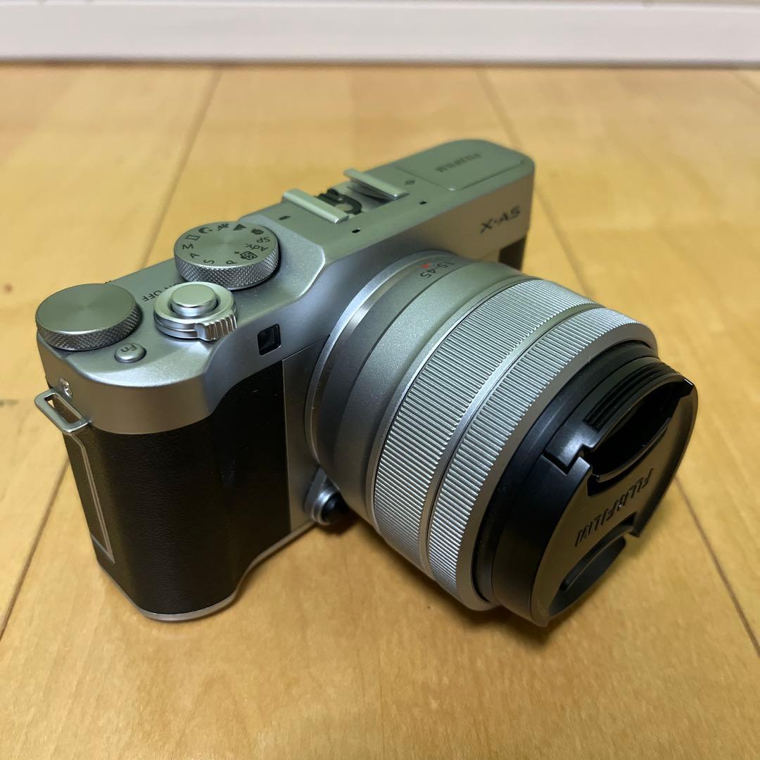 Fujifilm X-A5 ミラーレス一眼 シルバー