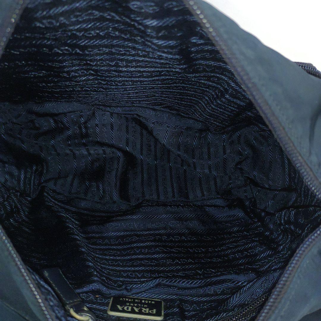 プラダ メッセンジャーバッグ レザー×ナイロン 三角ロゴ ベルト ネイビー