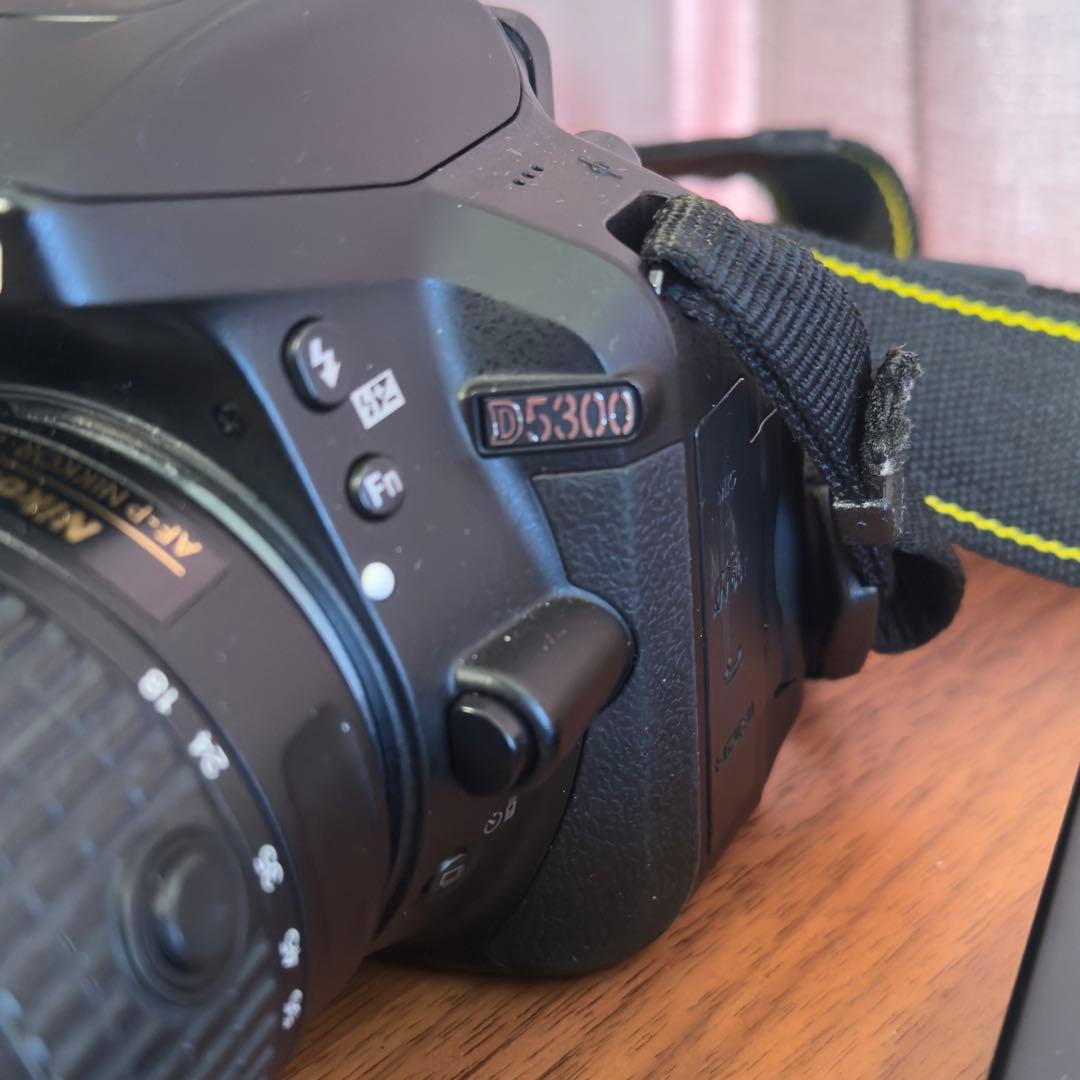 【中古】Nikon D5300 デジタル一眼レフカメラ